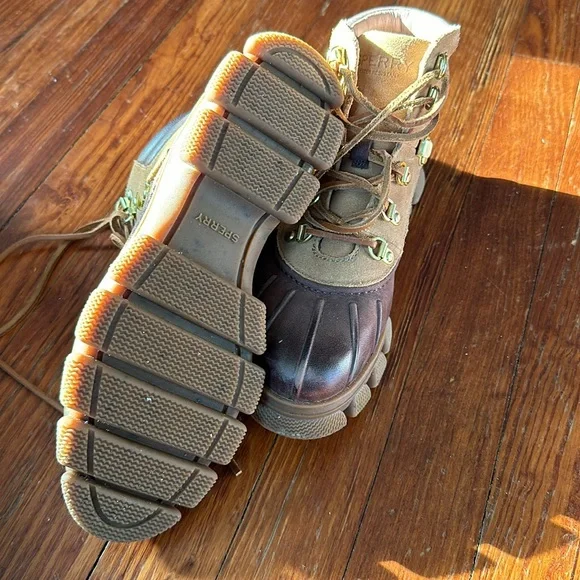 Sperry Duck Boot - Picture 3 of 4